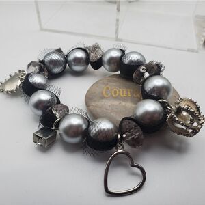 ‎Medieval royal crown charm bracelet